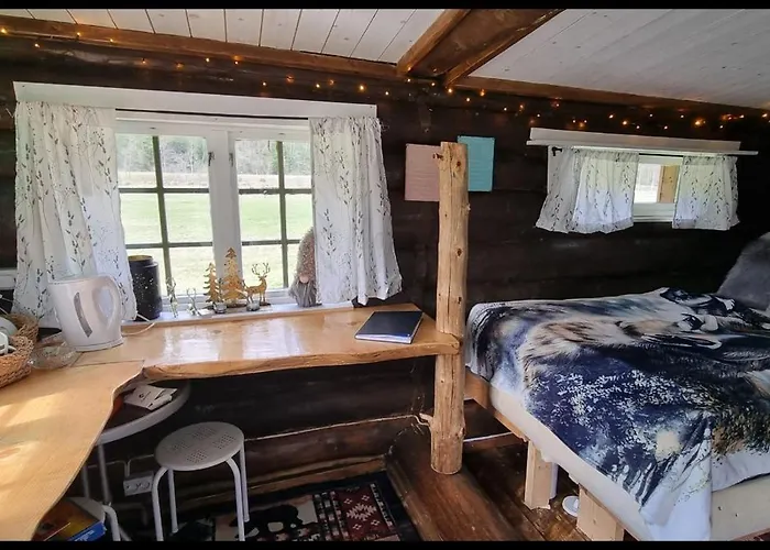 Cozy Little Log Cabin, Dog Allowed, Sauna Ferienhaus *
