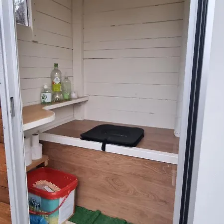 Cozy Little Log Cabin, Dog Allowed, Sauna Semesterbostad *